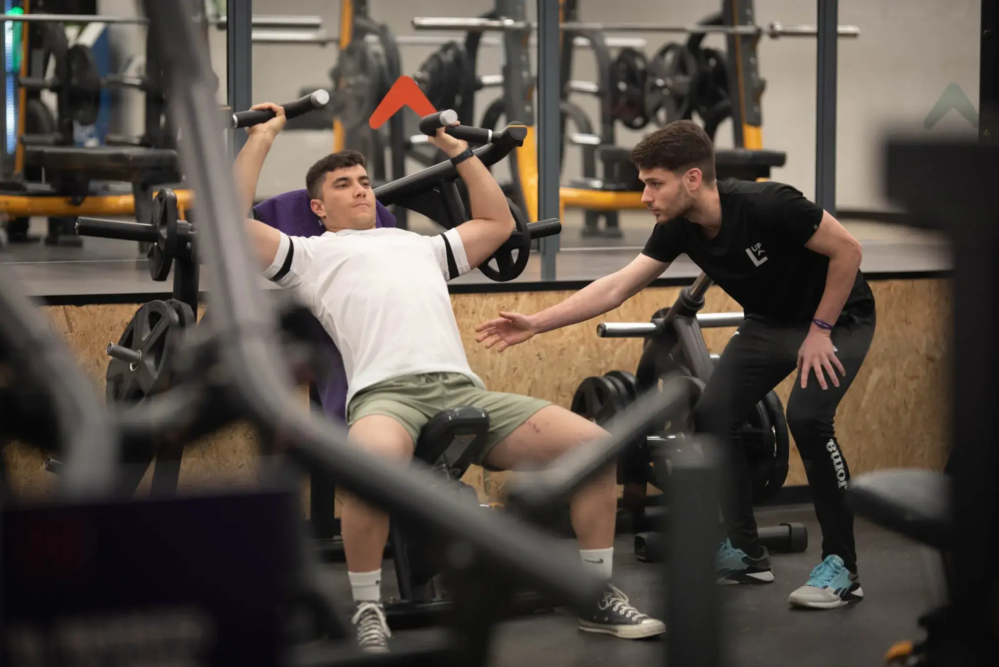 Entrenamiento de fuerza con Enzo Quintero